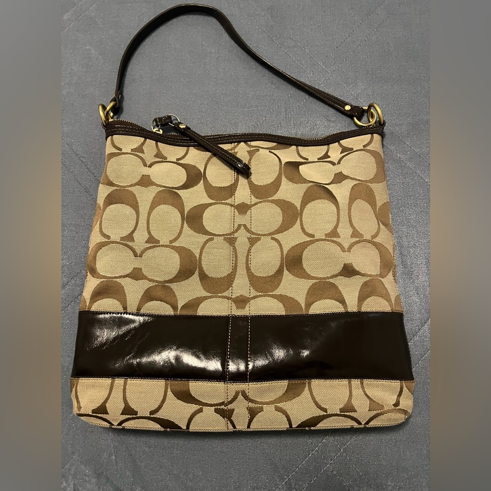 Coach Vintage Cursive Creed Signature canvas large tan brown tote/shoulder bag - Picture 2 of 9